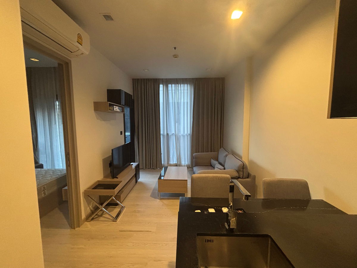 Rent a special price! The Line Asoke - Ratchada condominium, 1 bedroom, only 21,000 baht, 21 floor, size 34.75 sq.m., near MRT Rama 9.