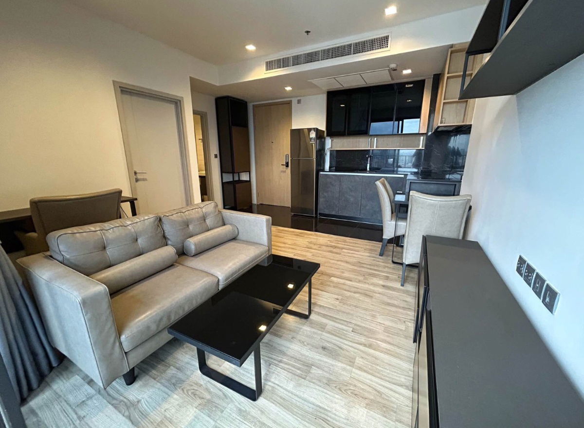 THE LINE Jatujak -               Mochit