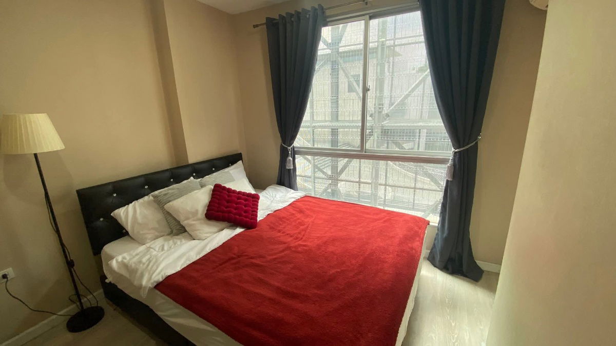 Condo For Rent // Metro Luxe Eakamai - Rama4