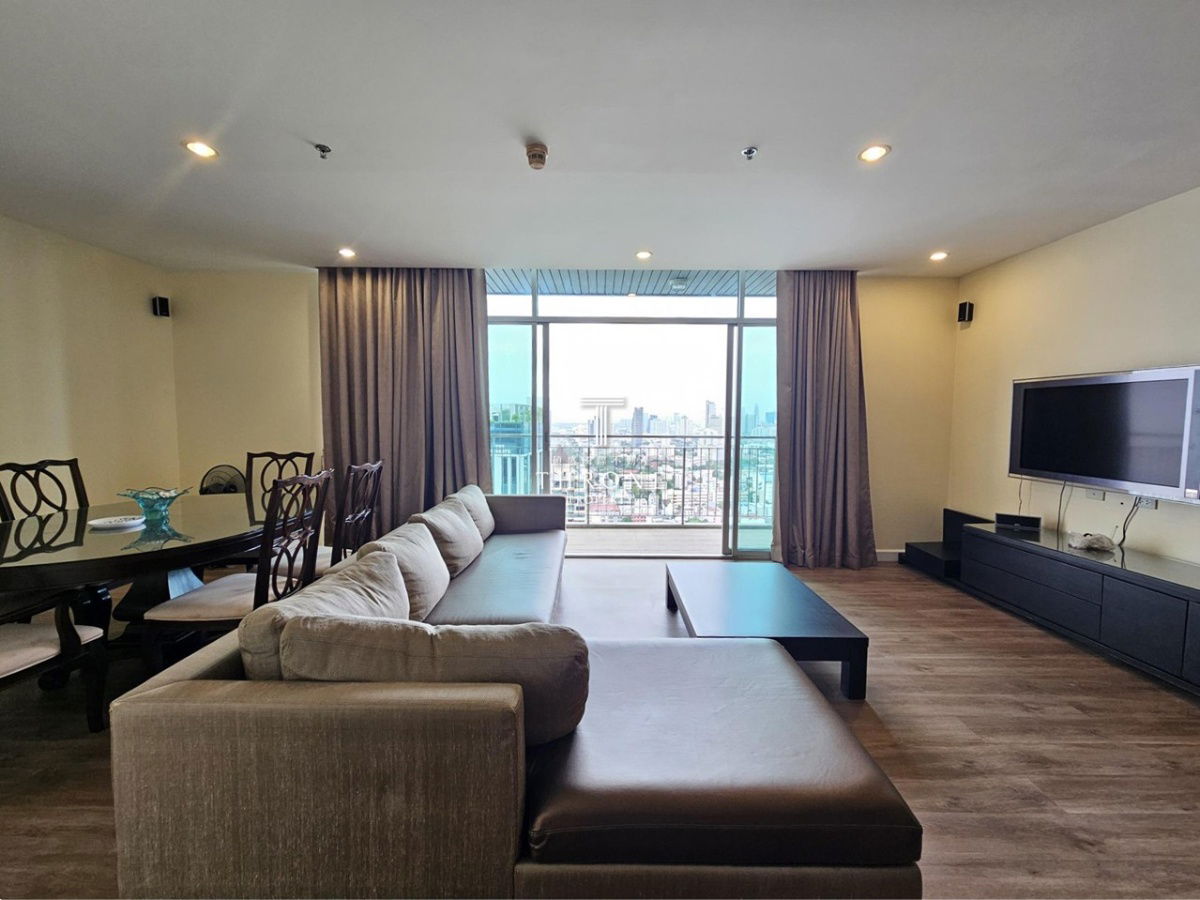 Urbana Sathorn 🌟PN-00006840🌟