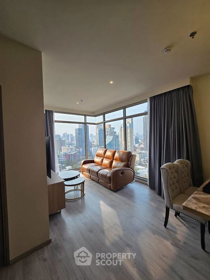 2-BR Condo at Rhythm Ekkamai Estate near BTS Thong Lor (ID 2038835)