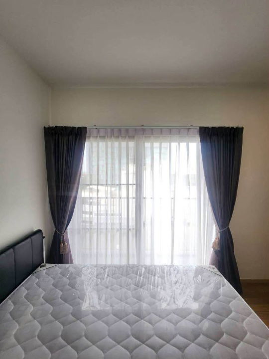 Noble Reveal (BTS Ekkmai Station)