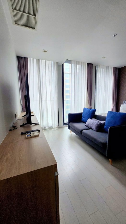 Condo Noble Ploenchit (connected to BTS) Rent with us today and get a 3,000 baht discount immediately 🔥
