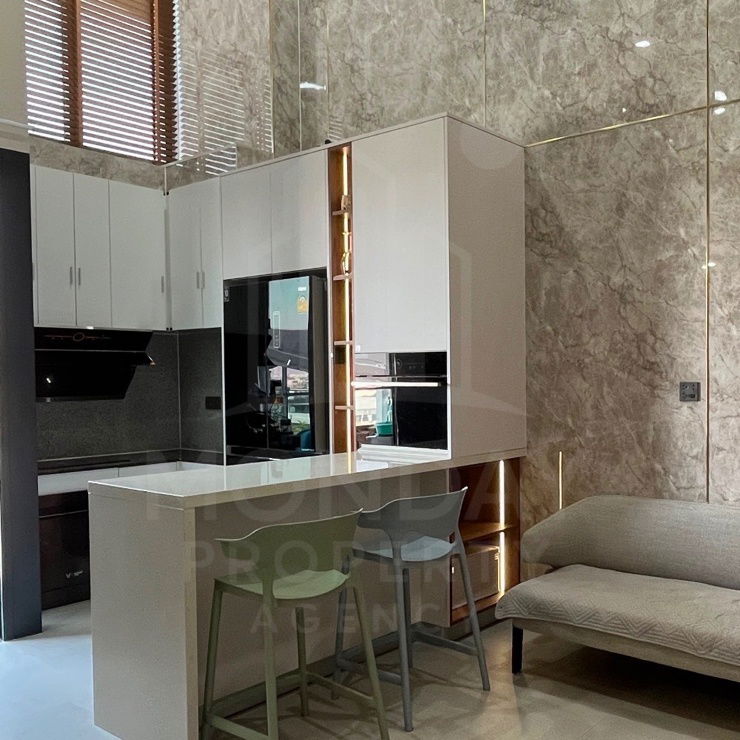 For rent: Cooper Siam – Near BTS National Stadium (Just a few minutes’ walk)