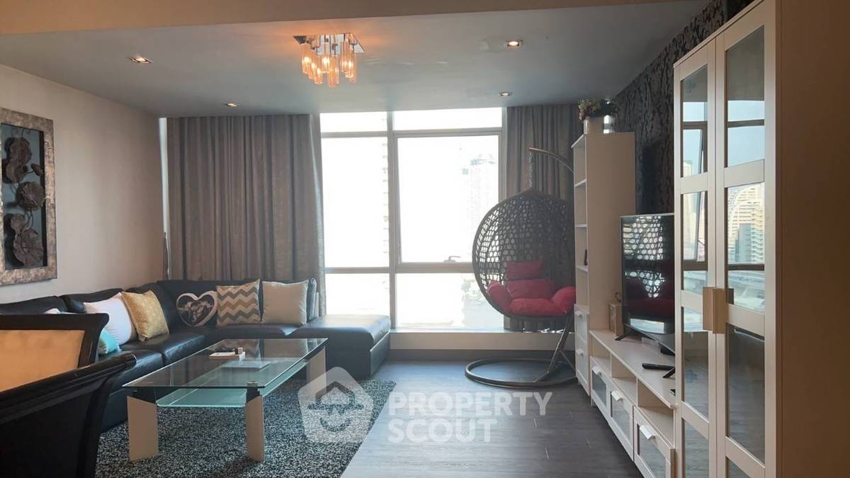 2-BR Condo at Baan Sathorn Chaopraya near BTS Krung Thon Buri (ID 550273)