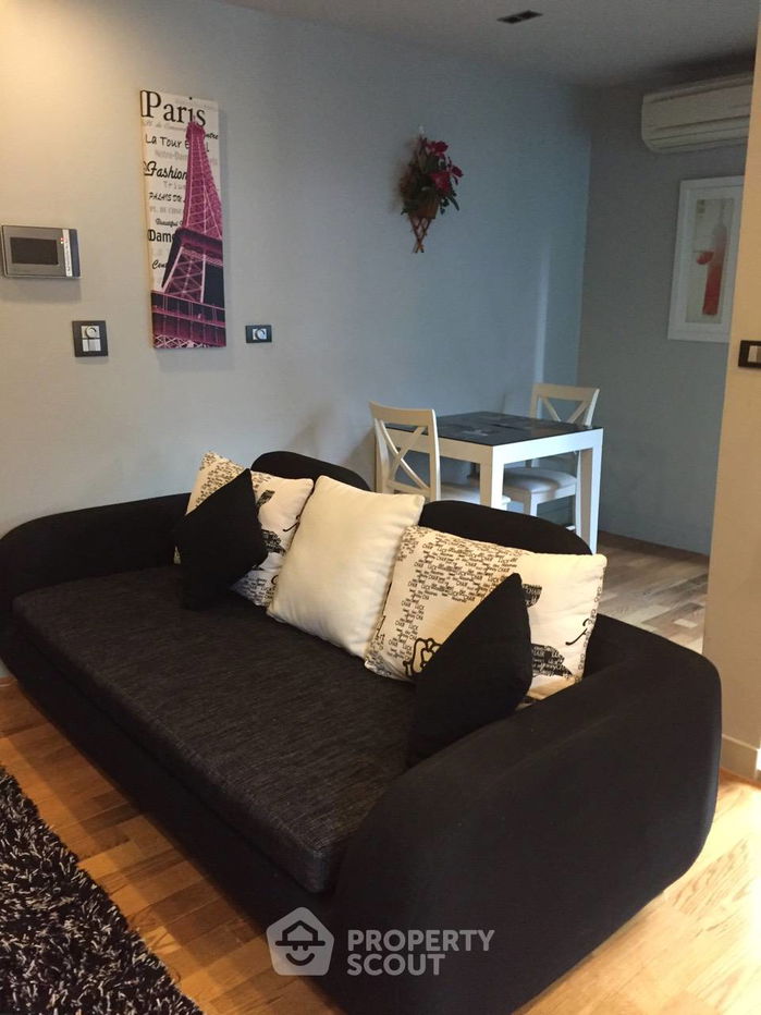 1-BR Condo at Quad Silom Condominium near MRT Sam Yan (ID 469885)