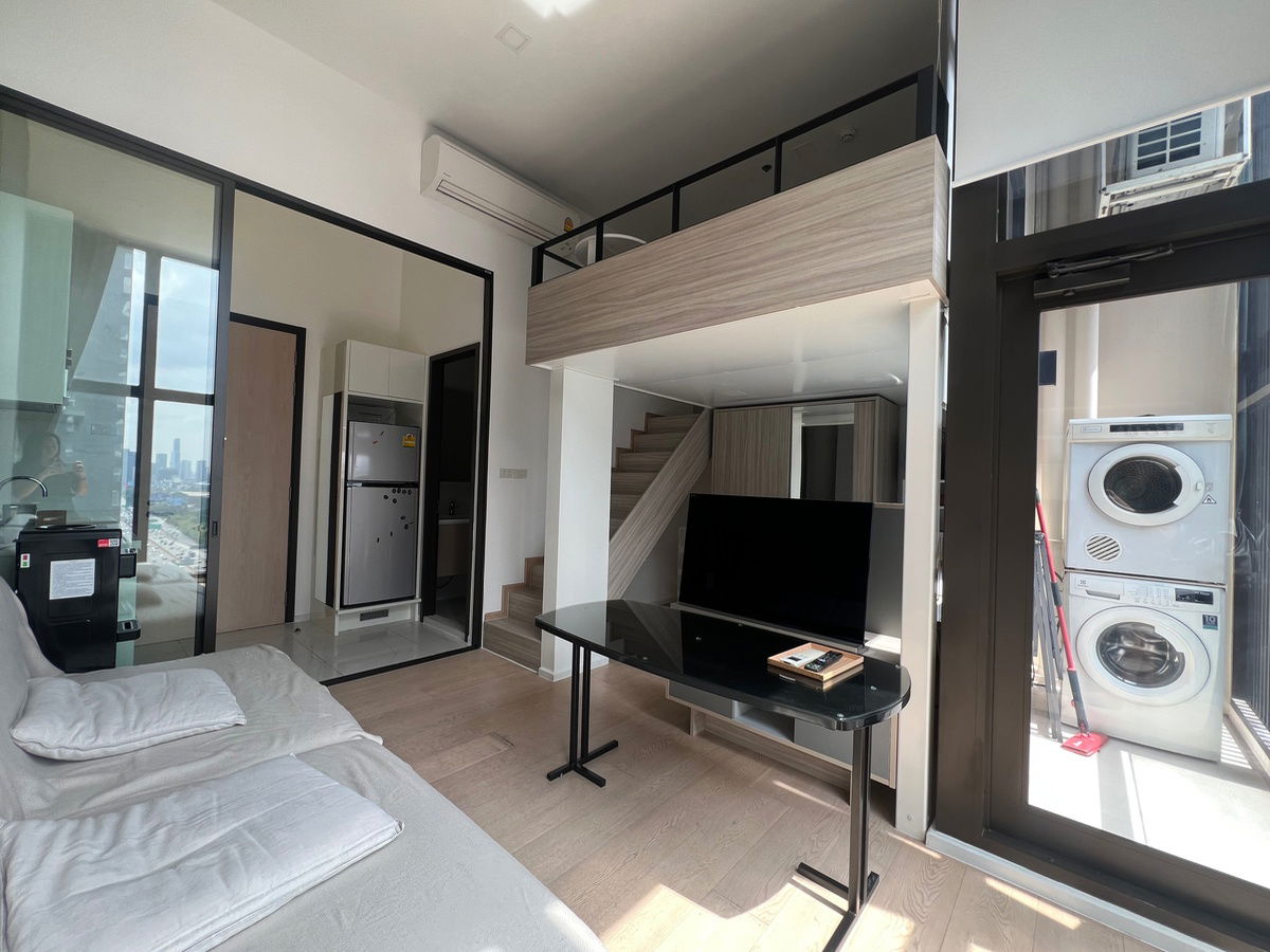 Urgent For Rent Condo MRT Rama 9 Ready to move in