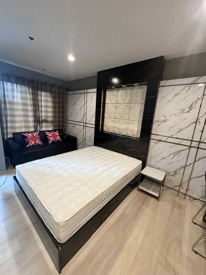 Condo for rent : Life one wireless