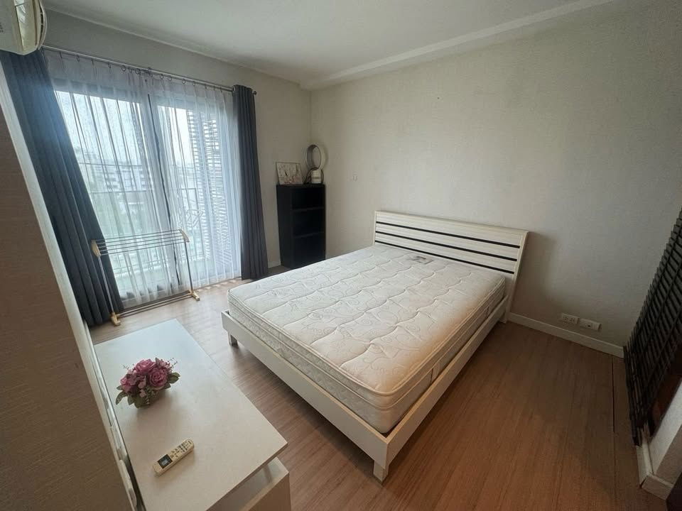 D 25 Thonglor (B6808040) တွင် ကွန်ဒိုငှားရန်ရှိသည်