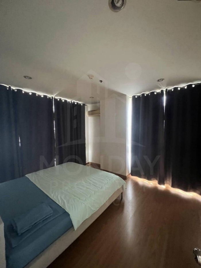 Hot Deal!! For Rent - Condo Great Price at The Complete Narathiwat.