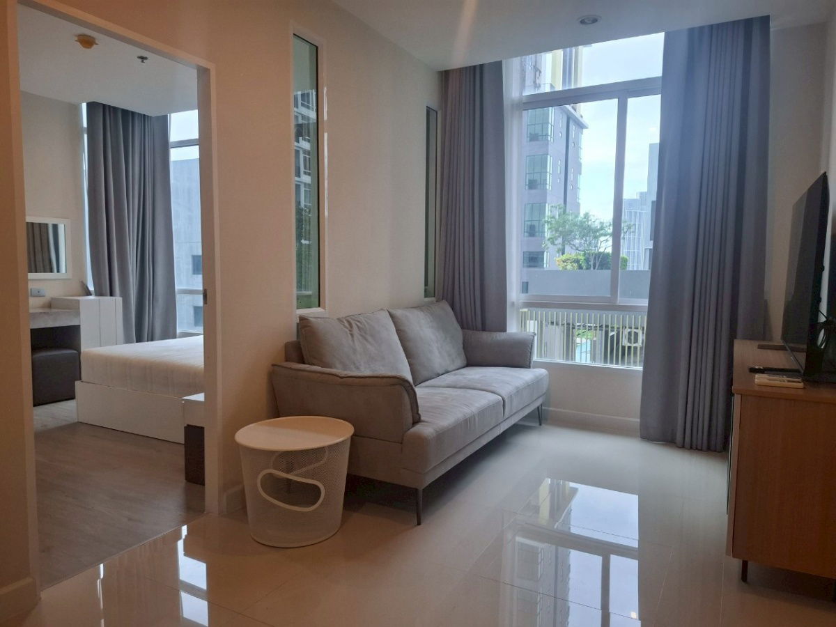 #3143 For retn  The Sky Sukhumvit (kitchen separate )