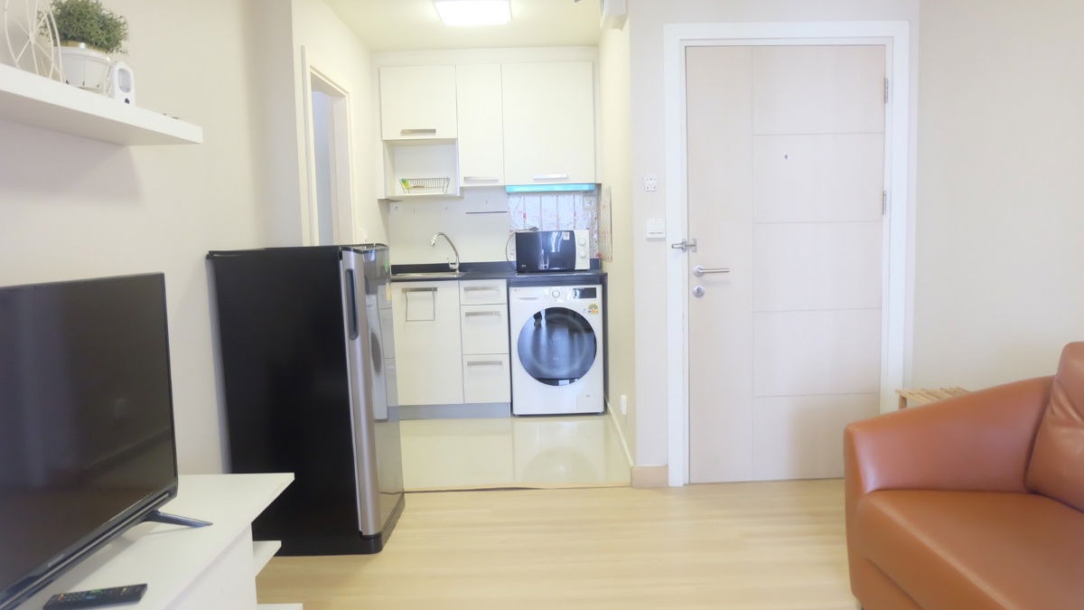 for rent 1-2 bedroom m society condo Mueang thong thani