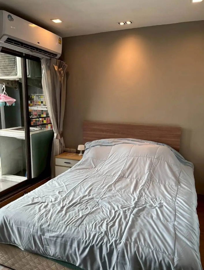 📌 Urgently for rent : Casa Condo-Asoke Dindeang, beautiful room, fully furnished, ready to move in.