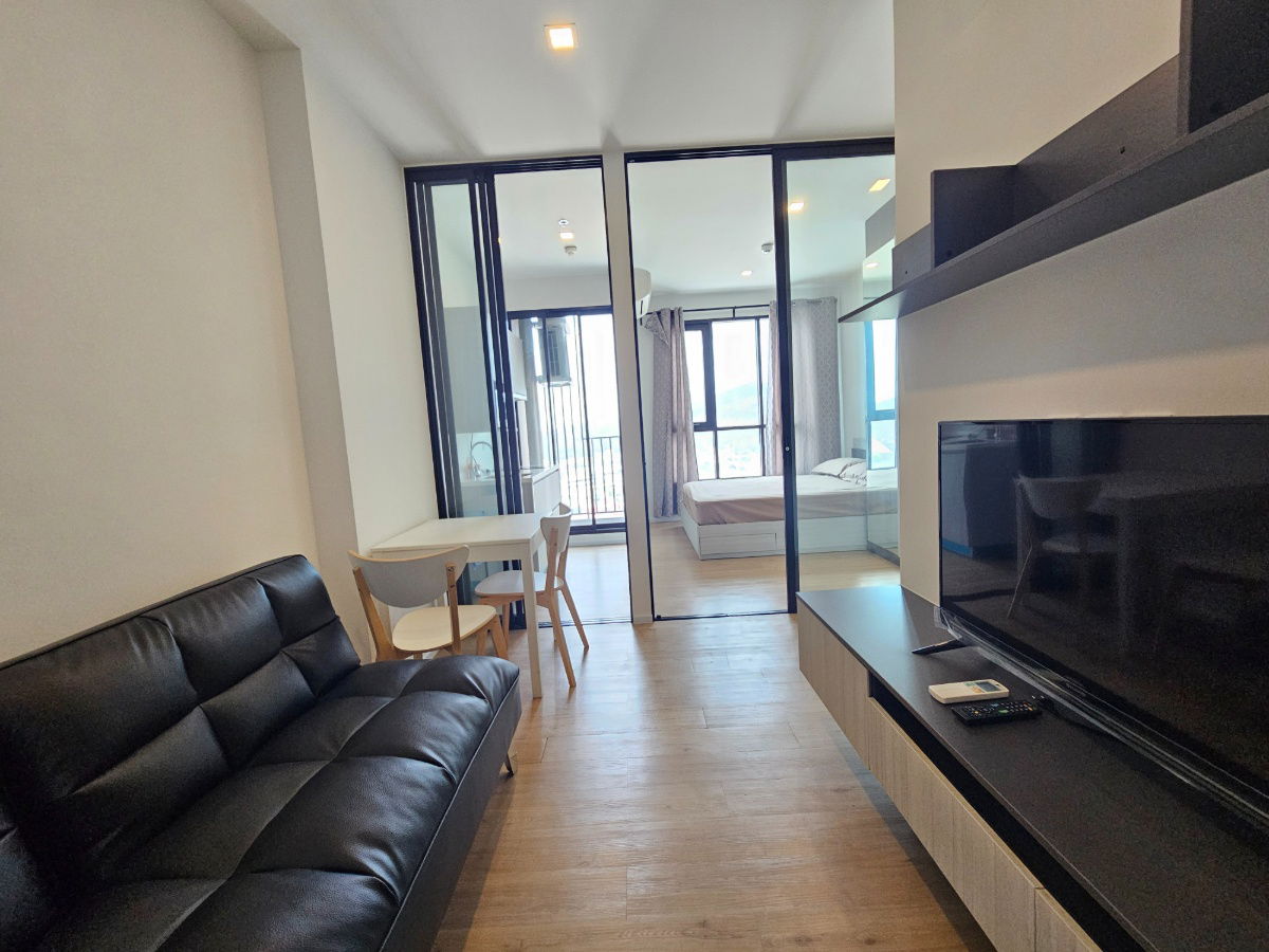 For Rent: Notting Hill Luxury Condo, Laem Chabang - Sriracha