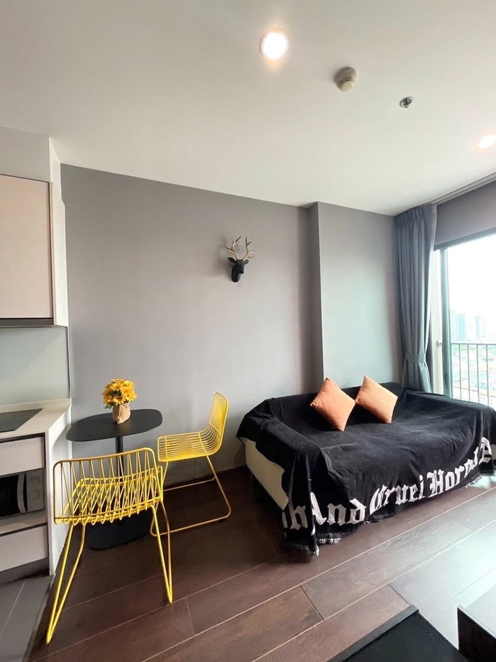 *** Condo for rent : C Ekkamai 1 Bedroom  High floor Fully furnished ***