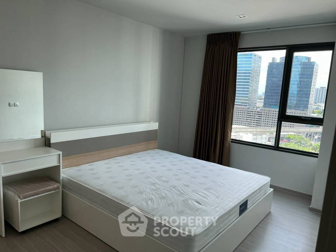 2-BR Condo at Life Ladprao near BTS Ha Yaek Lat Phrao (ID 2236914)