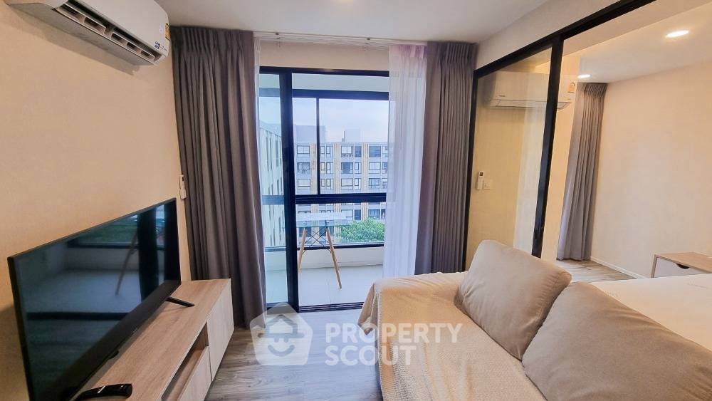 1-BR Condo at Ikon Sukhumvit 77 near BTS On Nut (ID 1335257)