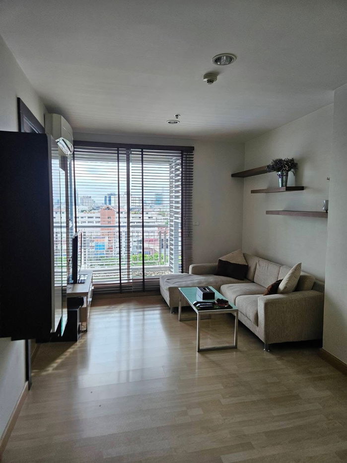 Rhythm                      Ratchada