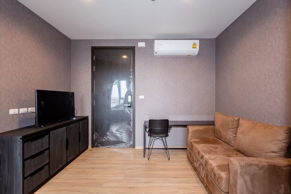 *** Condo for Rent : The Base Garden-Rama9 Nice decorated Fully furnished  ***