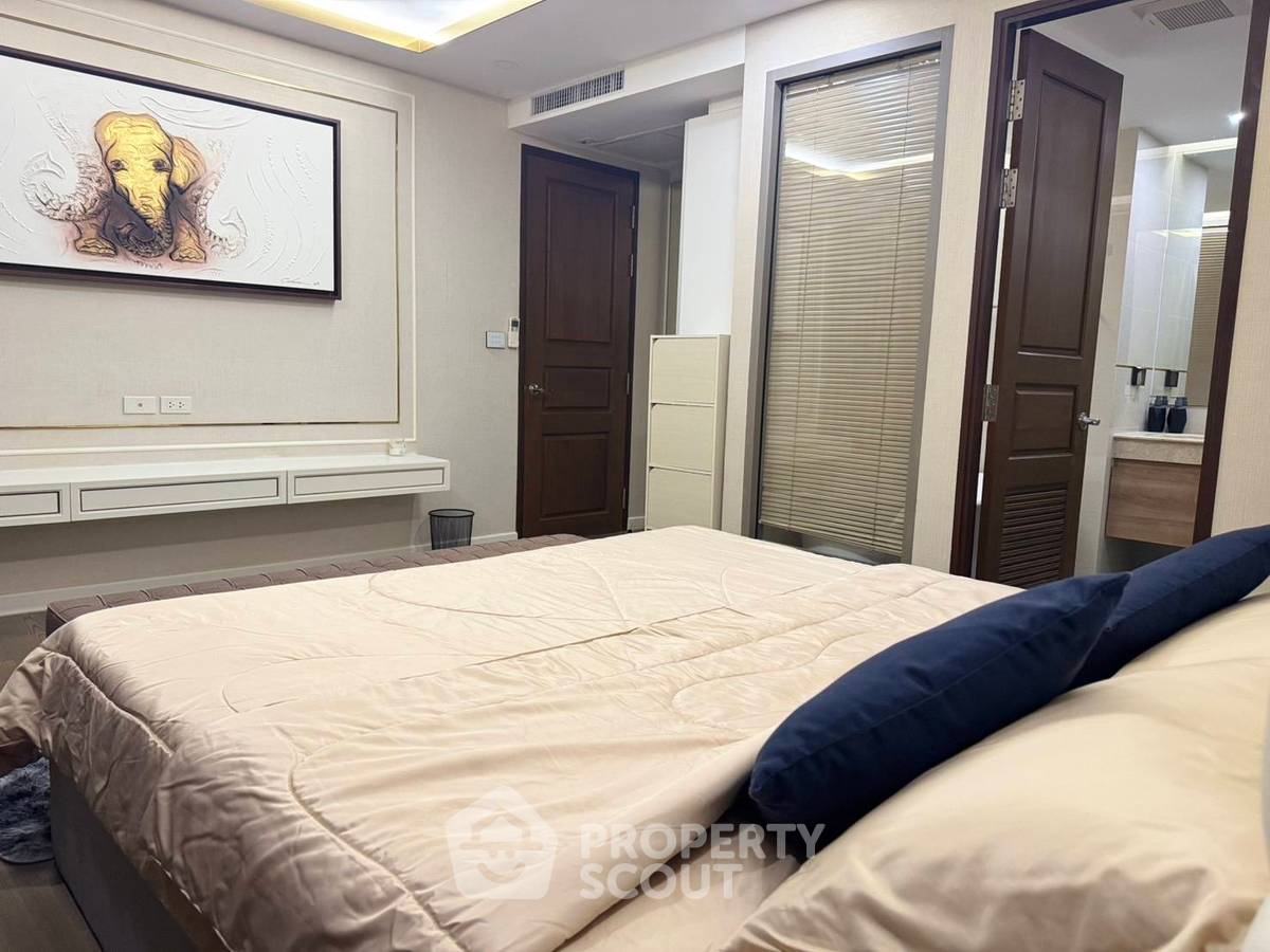 2-BR Condo at Amaranta Residence near MRT Huai Khwang (ID 2244651)