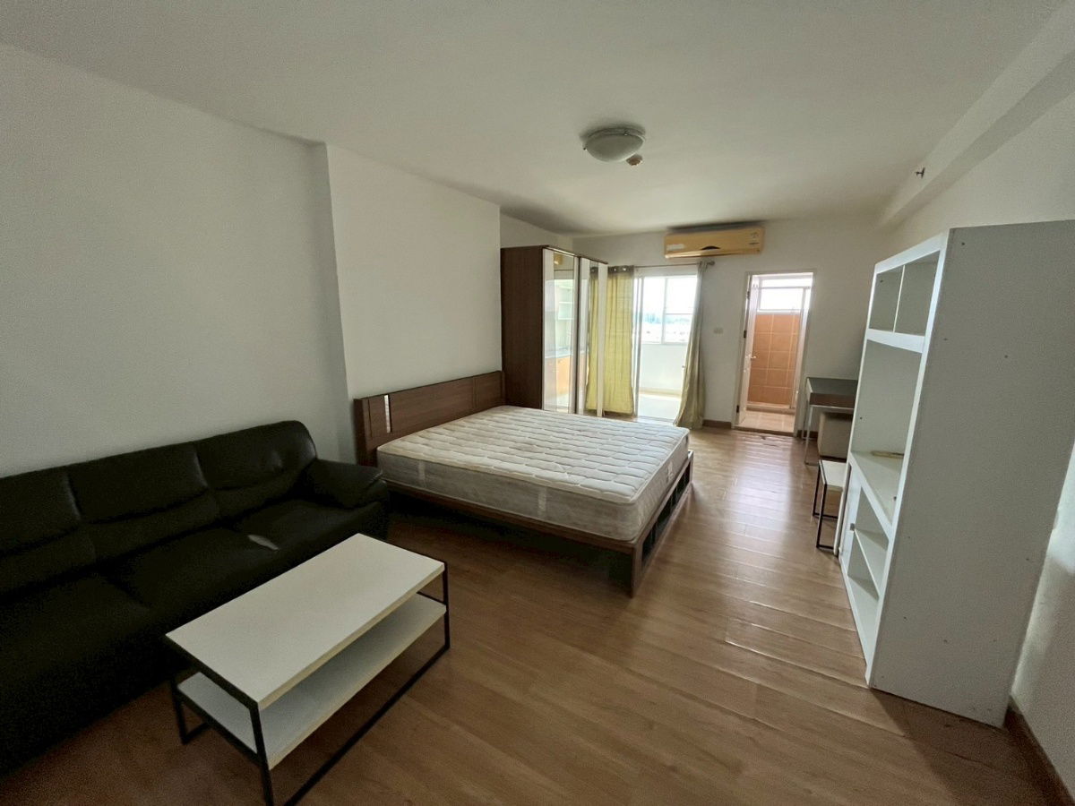 Supalai Park                 Srinakarin