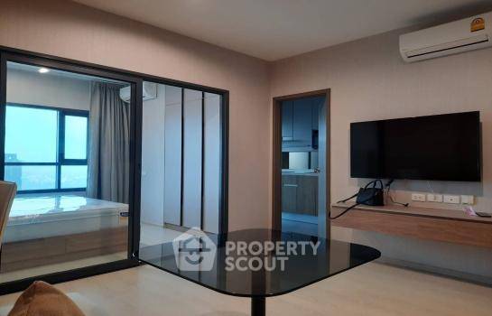 1-BR Condo at Ideo Thaphra Interchange near MRT Tha Phra (ID 1901189)