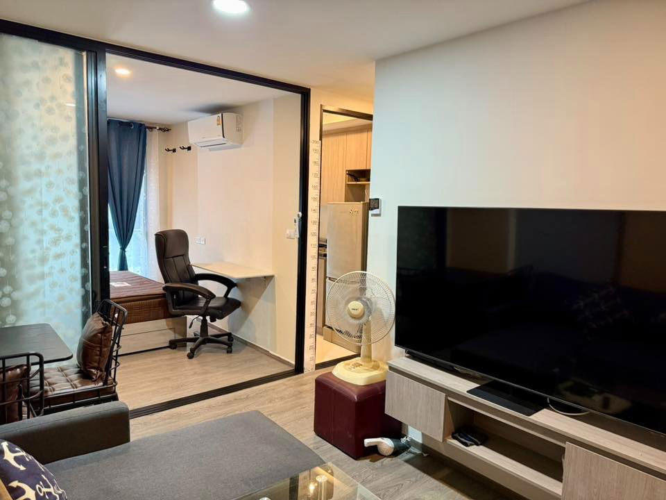 UK01-335 Condo for rent Brixton Kaset-Sriracha opposite Kasetsart University Sriracha: 1 bedroom, 7,500 baht/month, ready to move in.