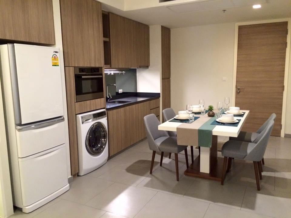 for rent condo Zire wongamat beach front 77 Sq.m (S11-0135)