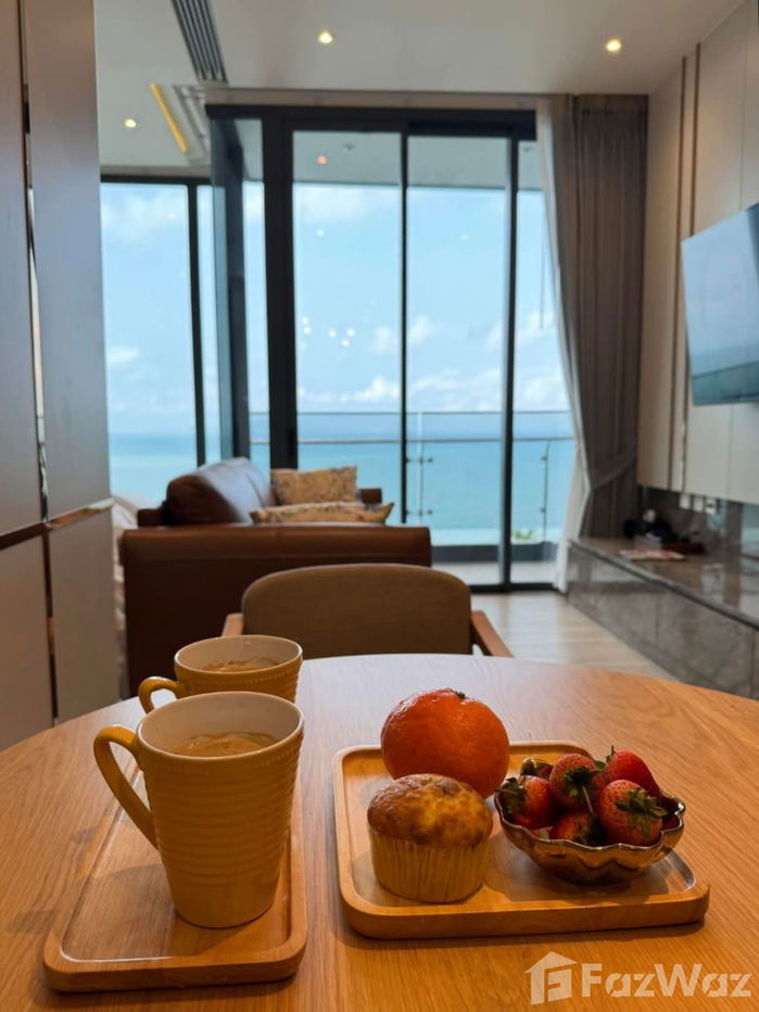 Luxury beachfront condo for rent 5338359