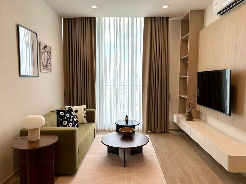 Condo for Rent at Noble State 39 (E6808043)