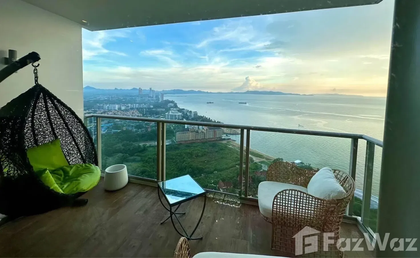 2 Bedroom Condo for rent at The Riviera Monaco 1960330