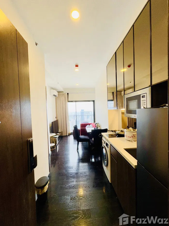 Modern 1-Bedroom Condo for Rent at Park Origin Thonglor