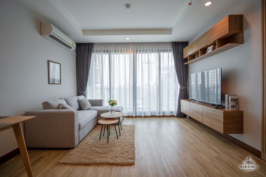 UK01-353 Condo for rent LADDA PLUS CONDO SRIRACHA : 1 bedroom Superior 50 sq m. 5th floor, City View rental price 20,000 baht/month