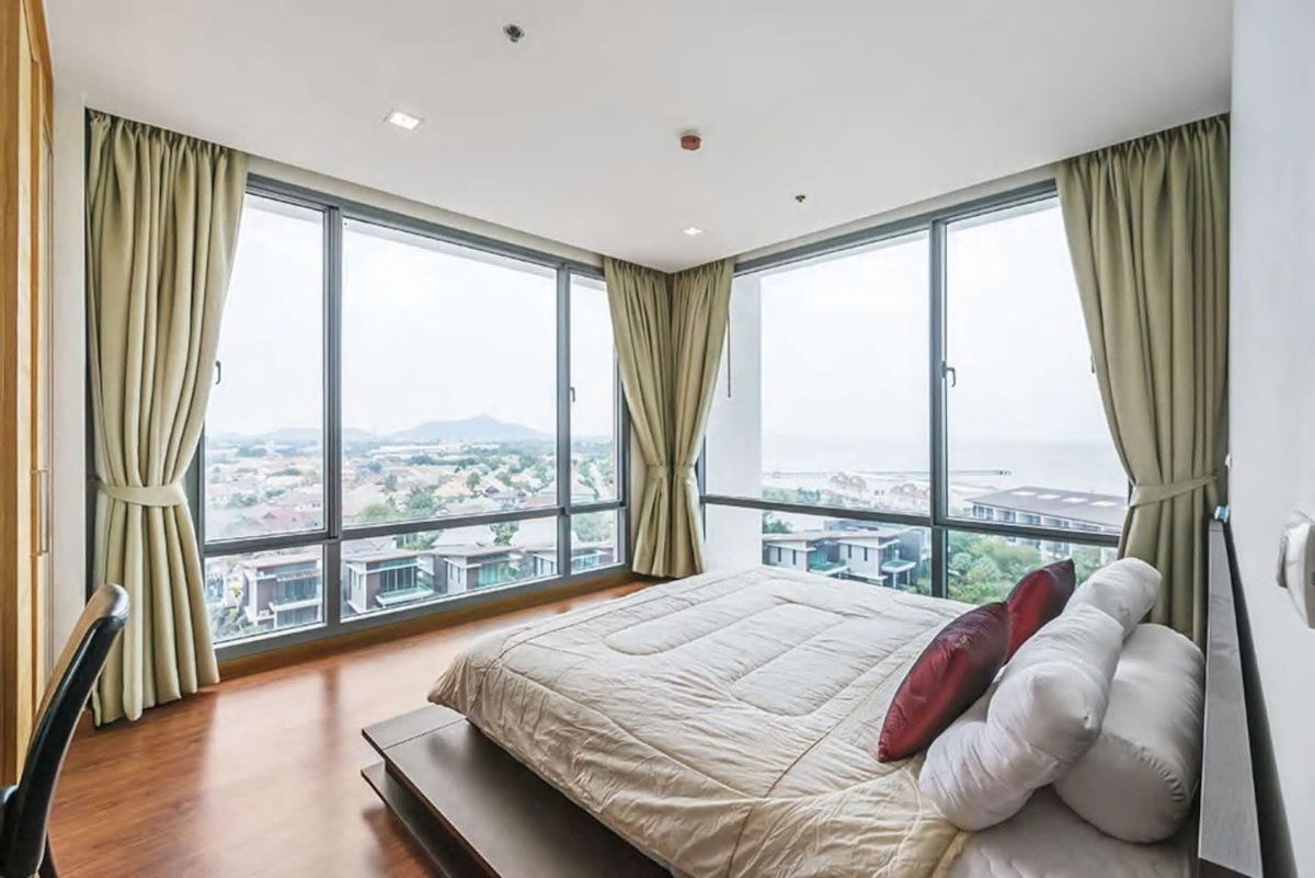 UK06-039 🎯 Condo for rent by the sea - A (corner room, sea view) 📍 Bang Saen, Chonburi Province 💰 Rental price 33,000 baht / month