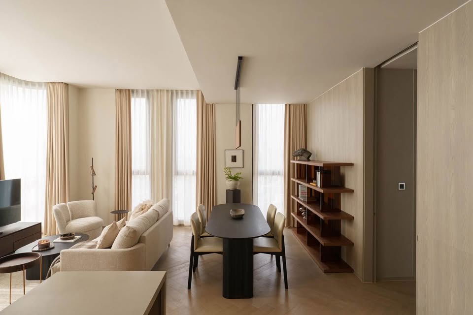 +++ Urgent rent +++ The Reserve Sathorn ** 2 bedrooms, size 92 sqm.