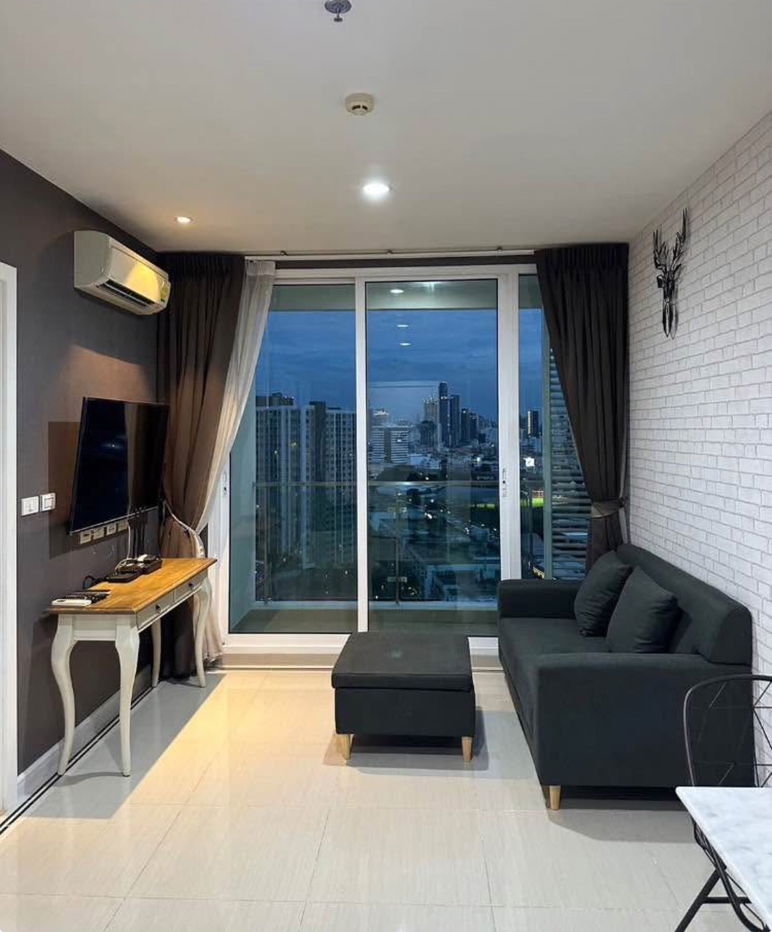 T.C.                      Green