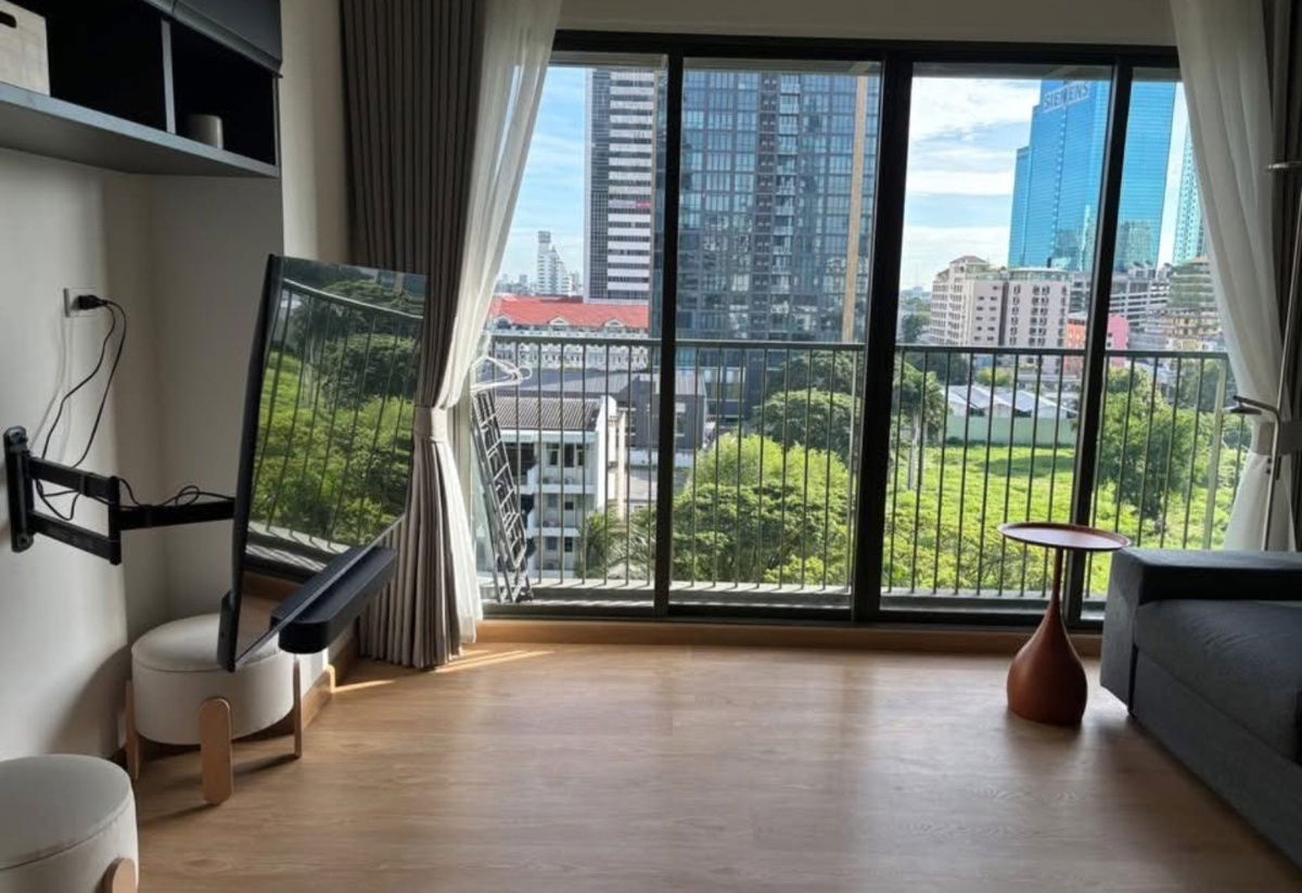 Noble                        Solo