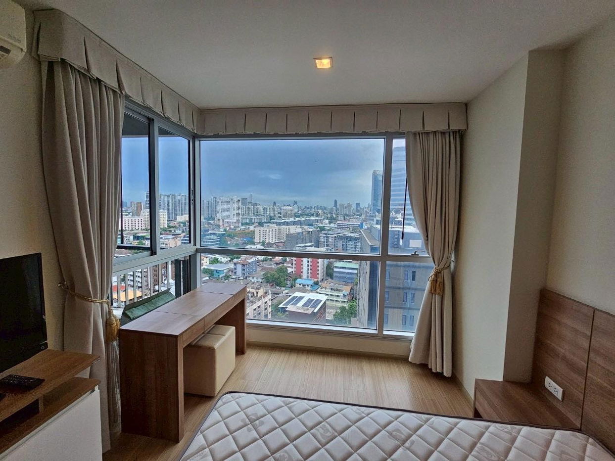 Condo For Rent Rhythm Ratchada - Huai Khwang (B6808065) ID Line : @condo88