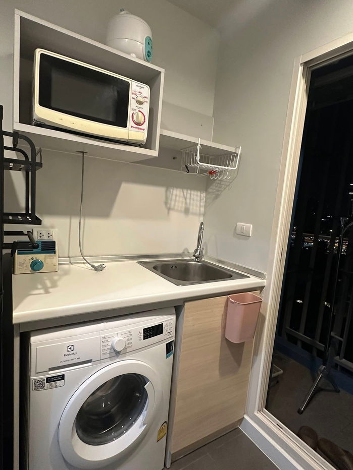 Condo For Rent Metro Sky Sathorn - Wutthakat (A6808028) ID Line : @condo98