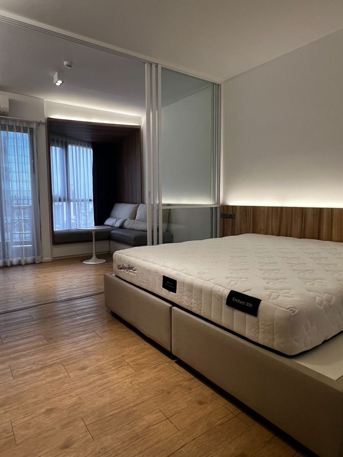 Condo For Rent Triple Y Residence (D6808023) ID Line : @condo101