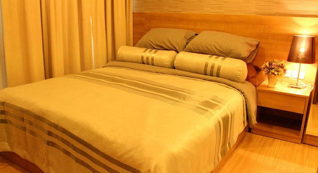 P-39914 Condo for  rent Rhythm Sukhumvit fully furnished (Confirm again when visit).