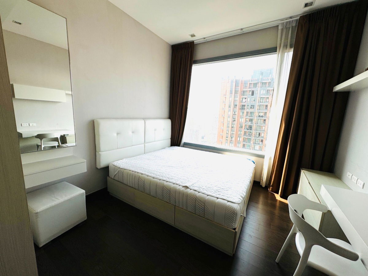 P-39949 Condo for rent Q Asoke fully furnished (Confirm again when visit).