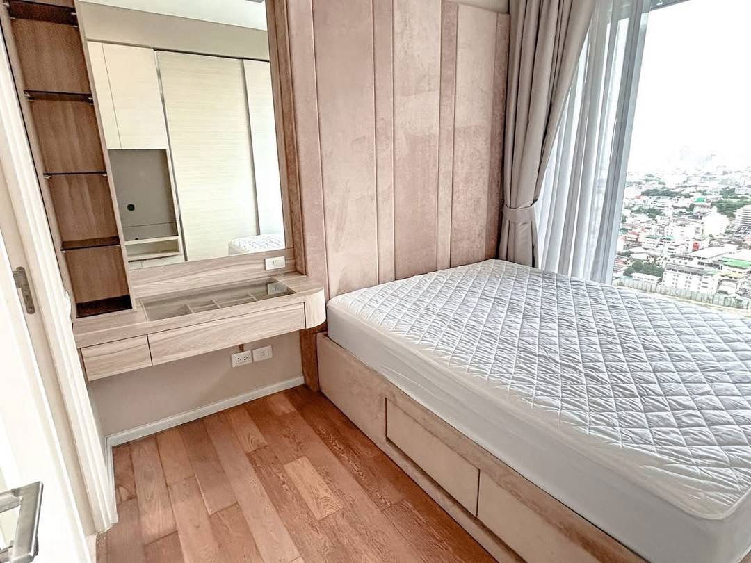 出租 The Saint Residences 单元 588/1250 (北)