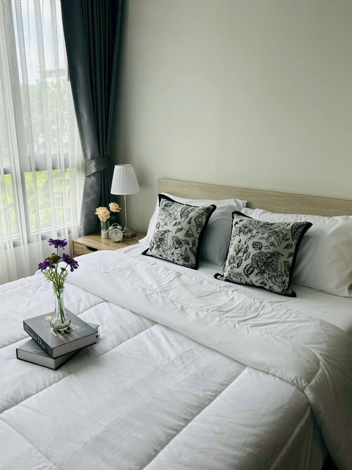 G8604🚨中国客户，请加微信。(在联系方式的旁边) 🅵🅾🆁 🆁🅴🅽🆃The Collect Ratchada 32🅻🅸🅽🅴 ❤️💜@condopremium💜❤️Ready to move in ⬛🟨 📞 065 695 3645🟨⬛