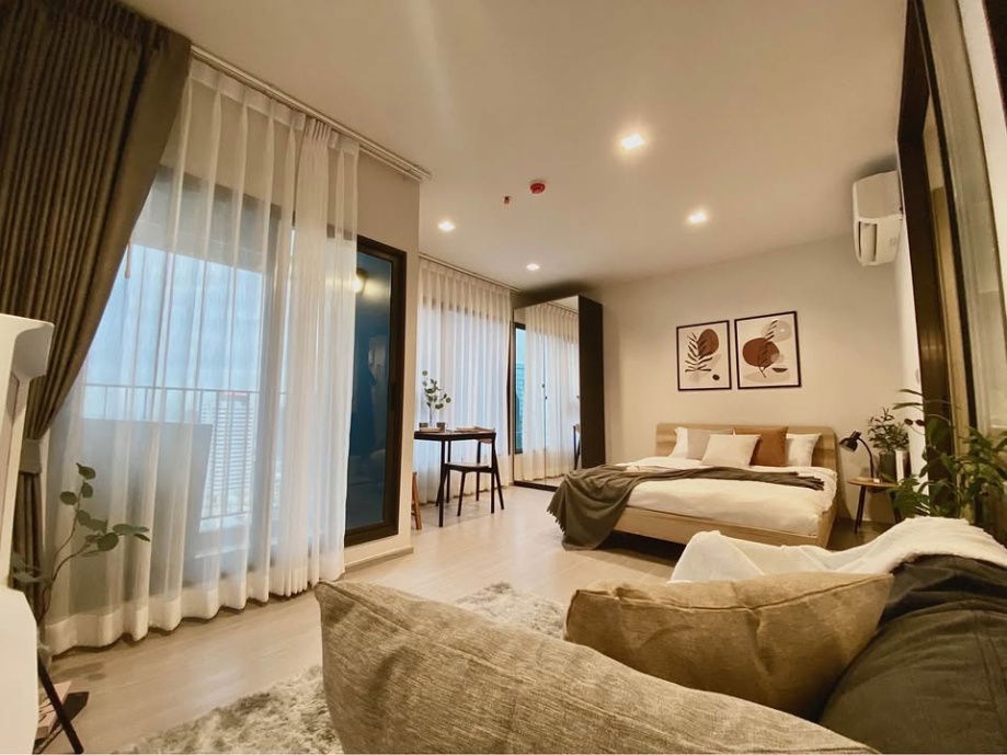 For Rent : Life Asoke Rama 9 (BTS Asoke) (Rt-01)