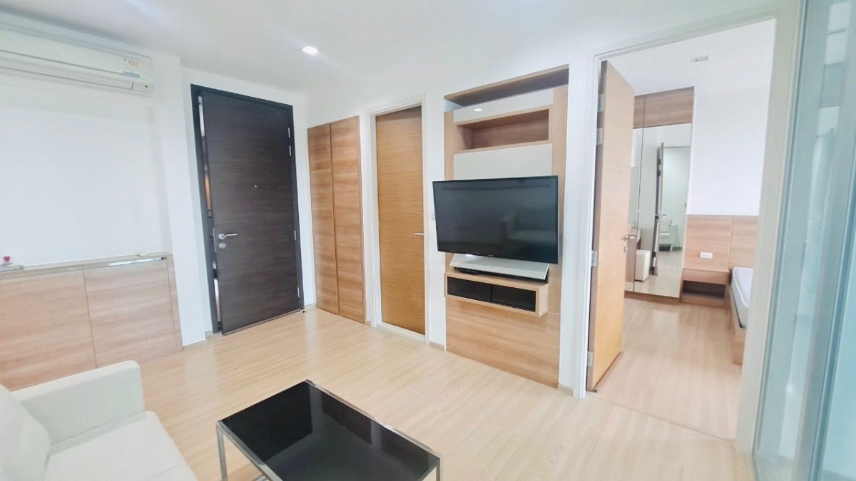 For Rent Rhythm Phahon Ari 45sqm.