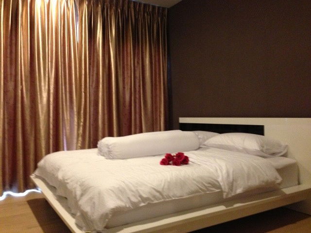 P-39752 Condo for rent Noble Refine fully furnished (Confirm again when visit).