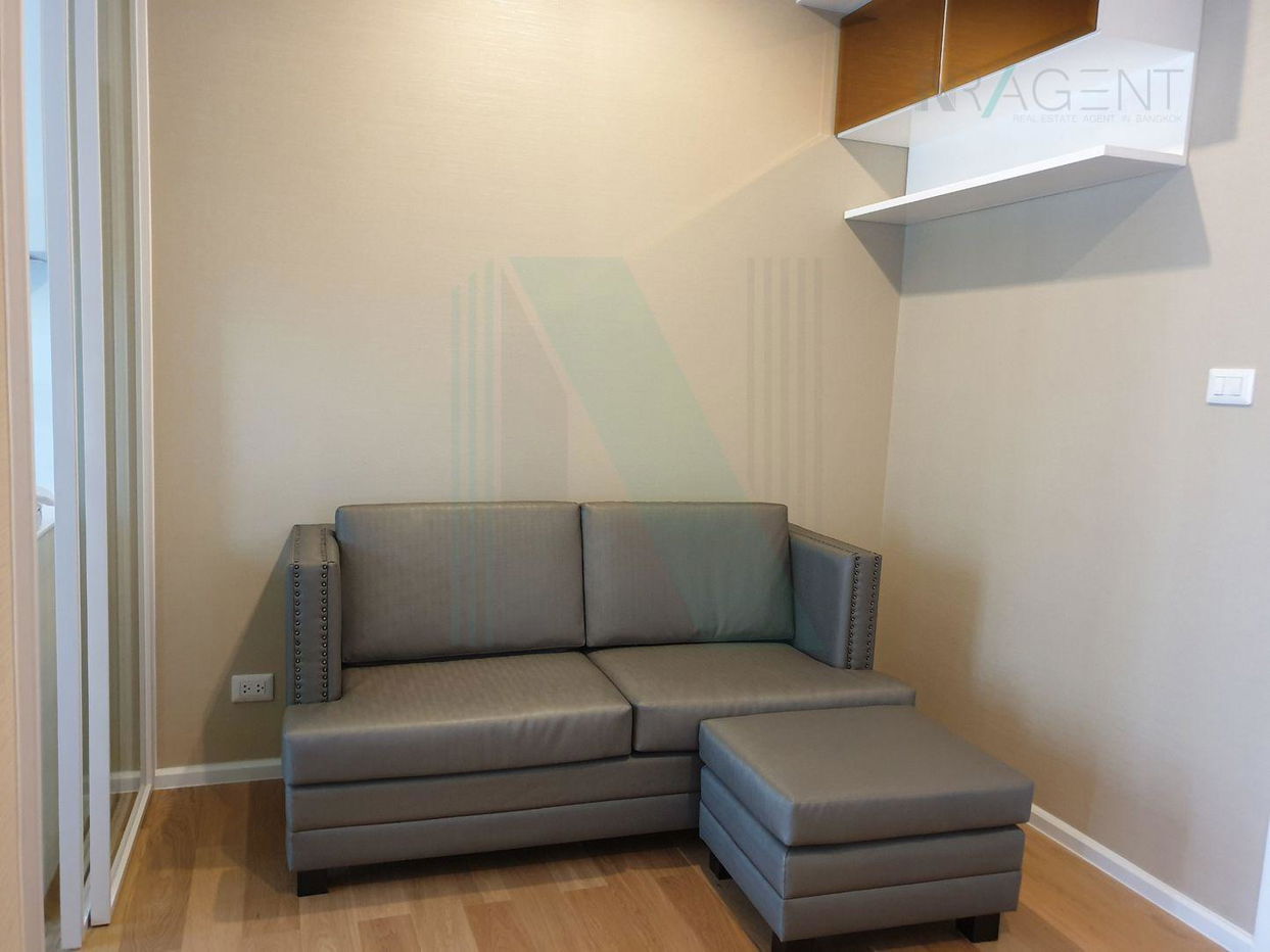 For Rent Condo THE SAINT RESIDENCES Building B, Floor 23,1 bed room, Room size 30.00 sqm