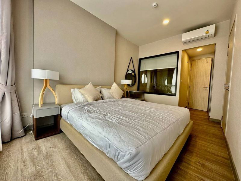 Luxury condo for rent in the heart of the city, Keene Center, beautiful room, fully furnished with furniture