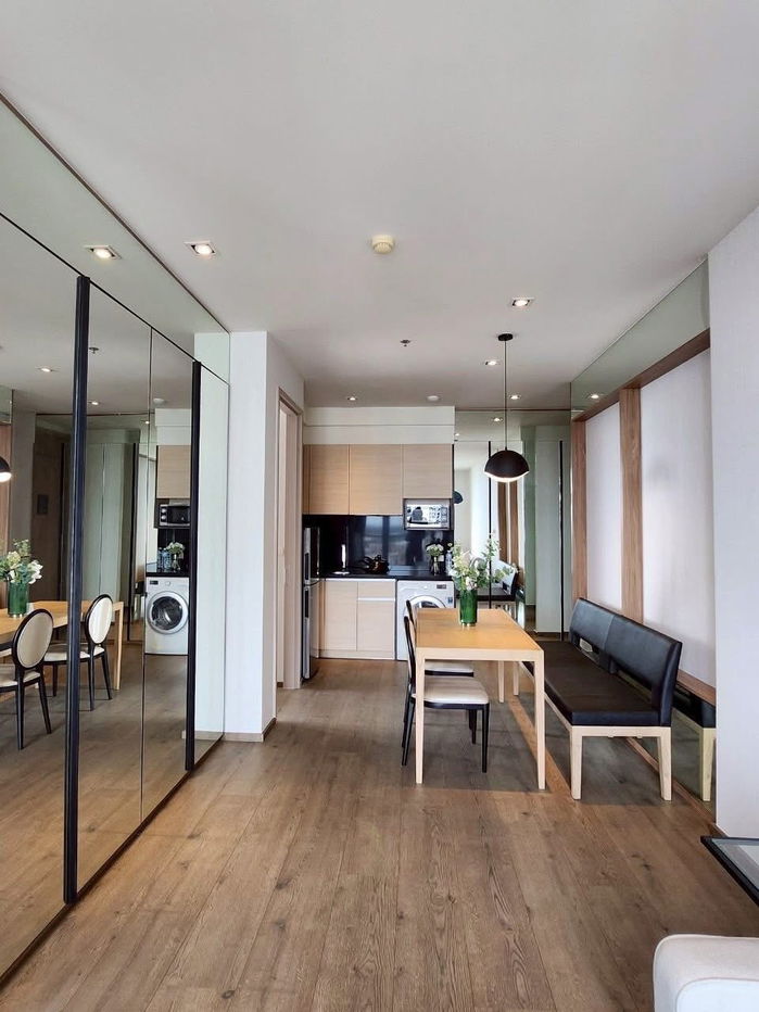 Park Origin PhromPhong ( Park 24 )